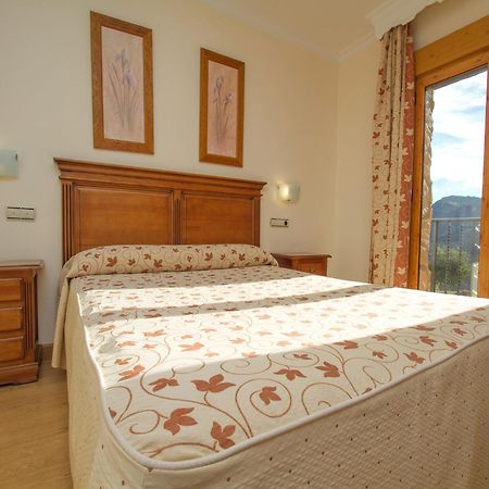 La Higuera Hotel Guejar Sierra Exterior photo