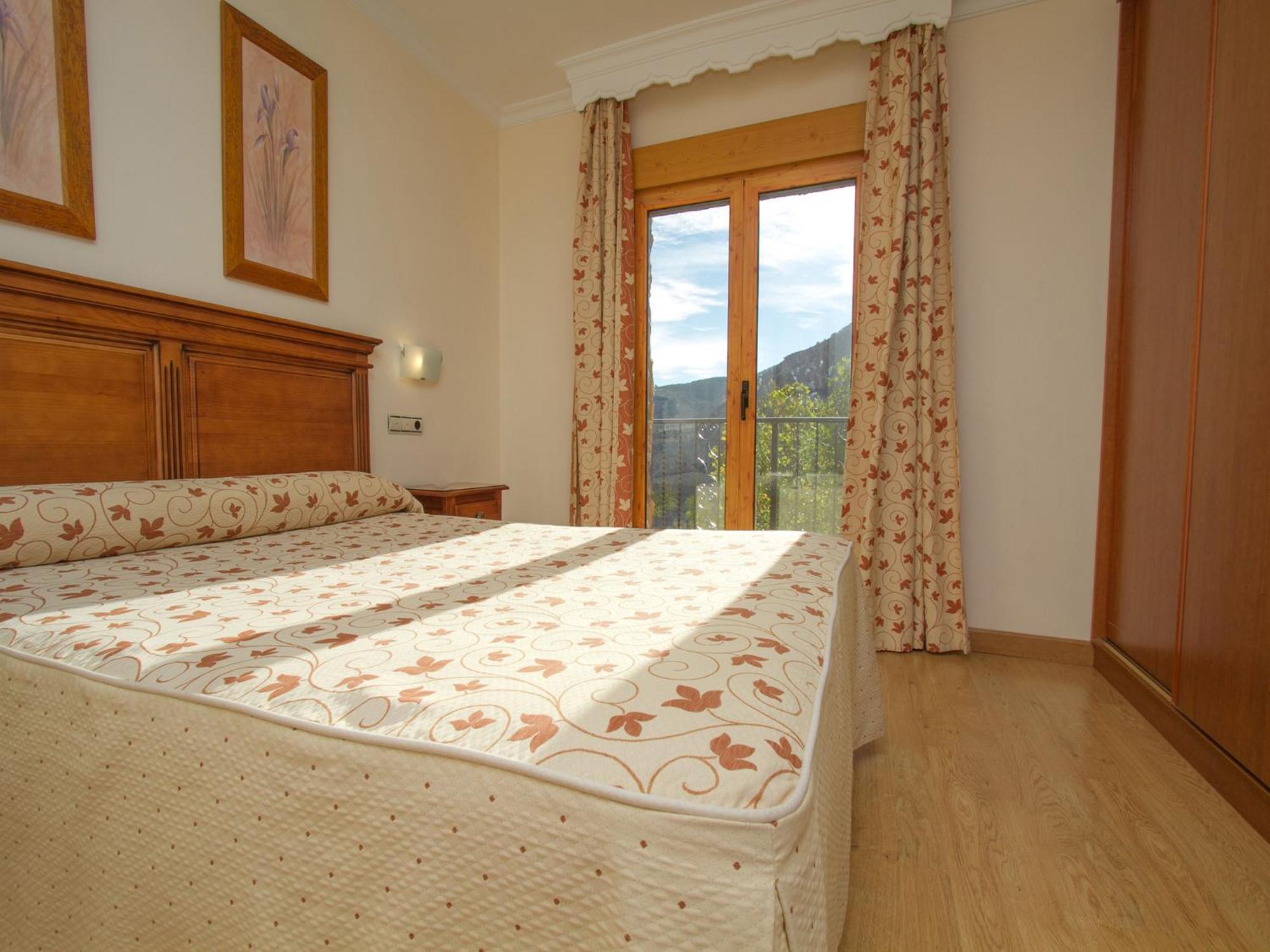 La Higuera Hotel Guejar Sierra Exterior photo